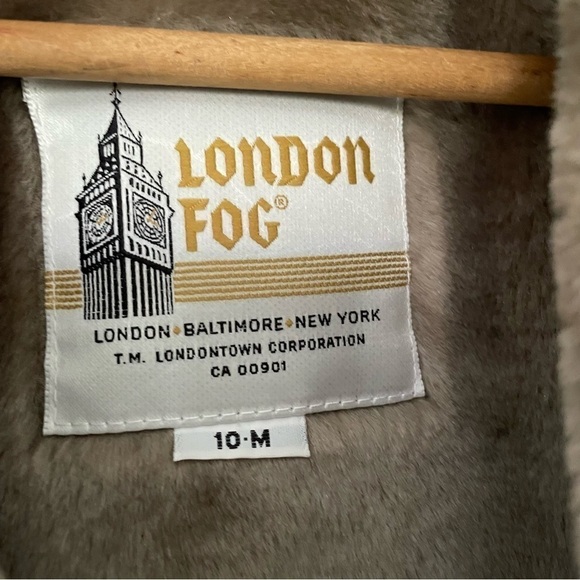 London Fog faux-fur lined tan vintage trench coat in size 10 M - Picture 4 of 11